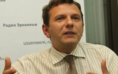 Девальвация гривны — последний шанс на успех Украины, — эксперт