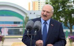 "Мы вас поставили на место": Лукашенко сделал первое заявление на фоне протестов
