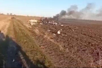 На Херсонщине сбили два российских вертолета: видео