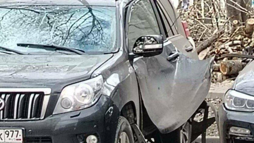 В Москве взорвали авто с бывшем сотрудником СБУ, который перебежал в РФ: видео