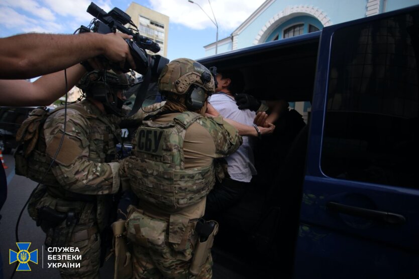 Сухроб Каримов,Задержание "киевского террориста",Захват заложников в центре Киева