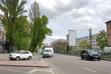 Улица Борщаговская в Киеве
