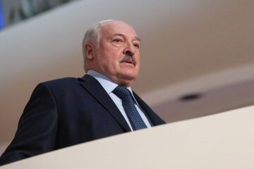 Лукашенка після зустрічі з Путіним госпіталізовано у критичному стані, - опозиція