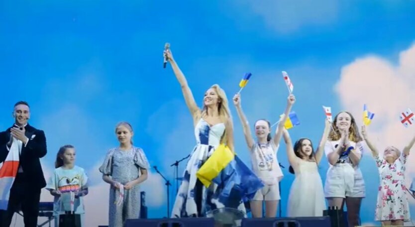 Продюсер Поляковой заявил об игноре украинскими звездами благотворительного концерта в Грузии