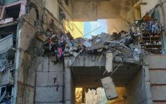 В Харькове обрушилась часть жилого дома в результате атаки КАБами, есть погибшие