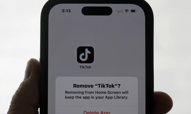 TikTok полностью заблокировали в США накануне инаугурации Трампа