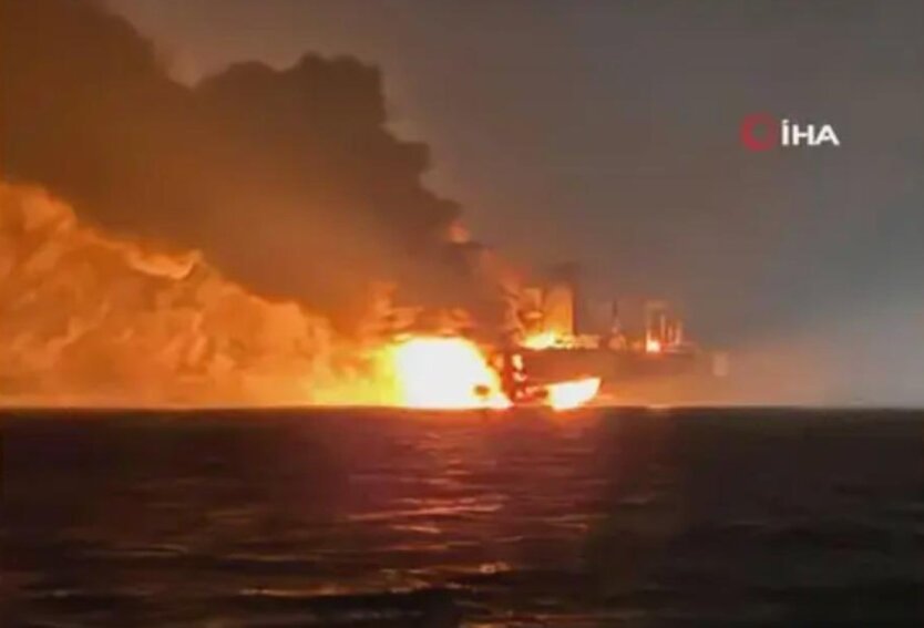 Пожар на российском танкере