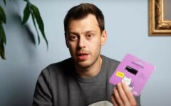 Карты Monobank теперь можно купить в супермаркетах