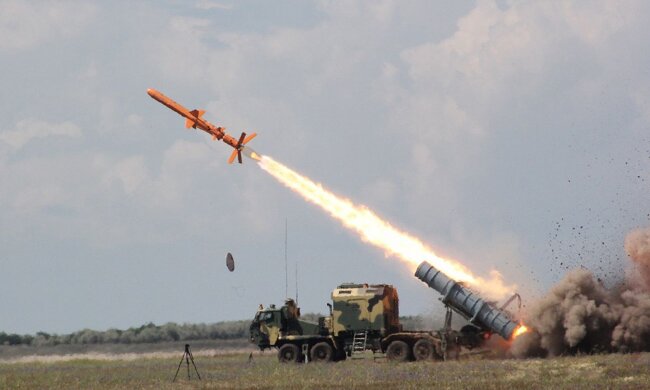 Украина разрабатывает собственную крылатую ракету / Фото: facebook.com/GeneralStaff.ua