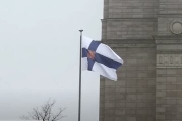 Флаг Финляндии, Россия, поставки электроэнергии