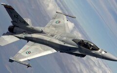 F-16