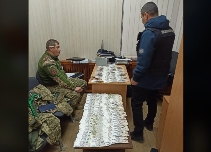 Начальник отдела Минобороны задержан на крупной взятке, - Бутусов