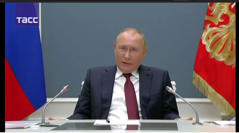 Владимир Путин, выступление на форуме Россия зовет