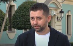 Давид Арахамия, Александр Дубинский, "Слуга народа"