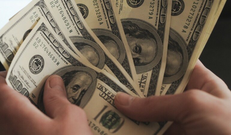 доллары