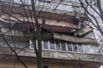 В киевской многоэтажке обвалились балконы