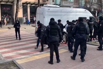 Задержания в Киеве 23 февраля
