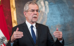 Александер Ван дер Беллен