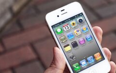 iPhone 4