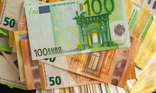 Курс евро в Украине / Фото Depositphotos