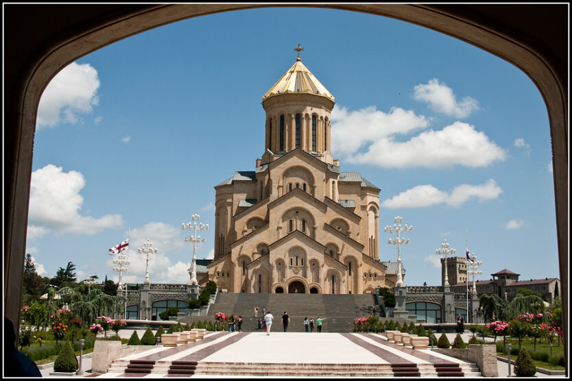 Собой Святой Троицы в Тбилиси (Цминда Самеба)