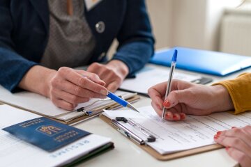 Робота в Україні