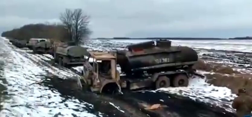 Под Прилуками уничтожена колонна бензовозов оккупантов: видео