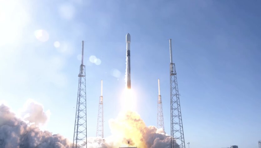 Тяжелая ракета-носитель Falcon-9