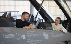 Владимир Зеленский и Мэтте Фредериксен в F-16