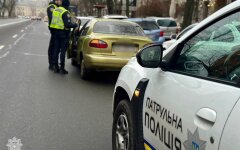 Остановка авто в Украине / Фото: патрульная полиция