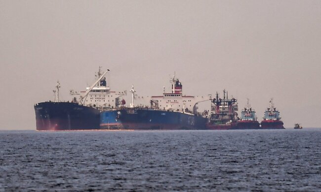 Судна тіньового флоту РФ