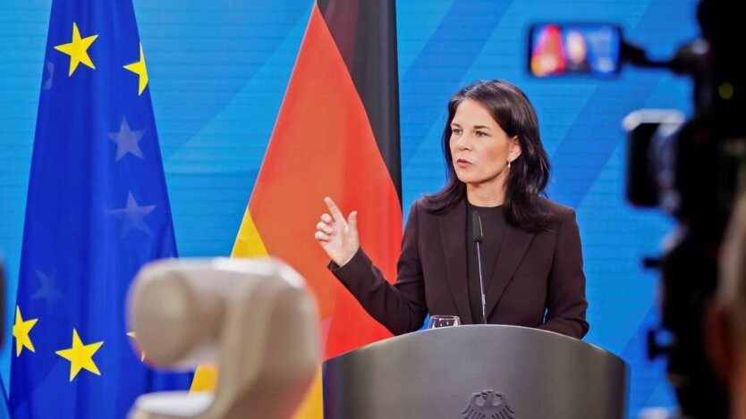 Анналена Бербок