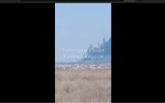 ВСУ уничтожили десятки единиц вражеской техники и множество солдат на аэродроме Херсона, - источники