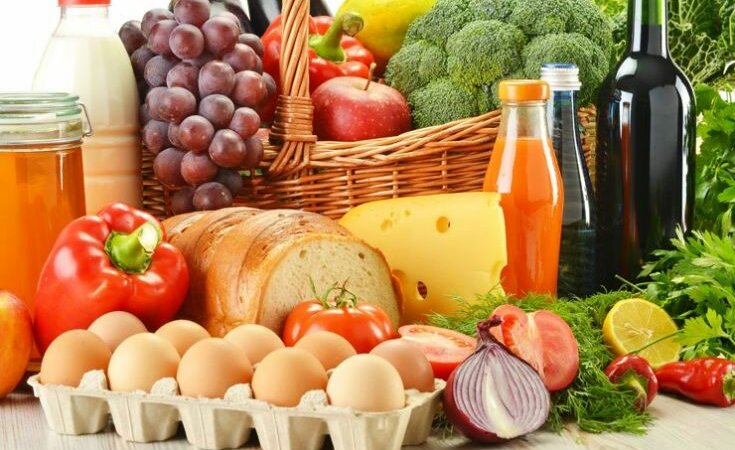 продукты яйца курица хлеб овощи вино фрукты виноград зелень сыр