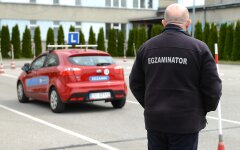 Здача на права у Польщі