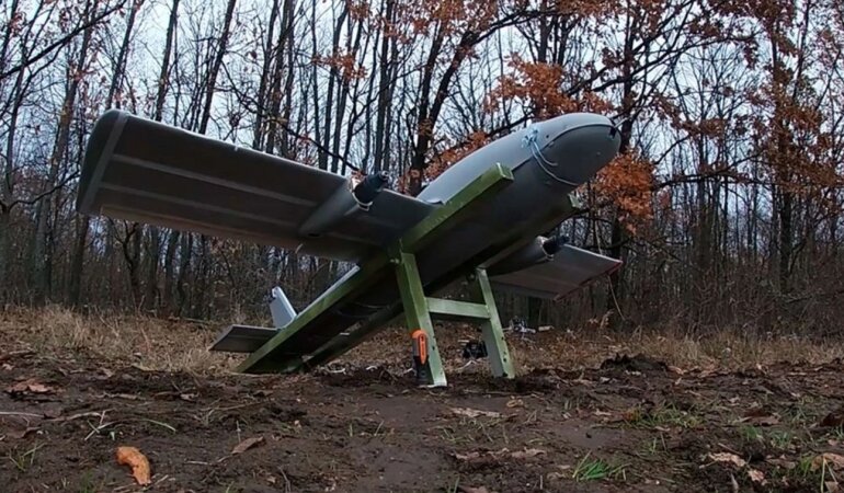 Дрон "Молнія"