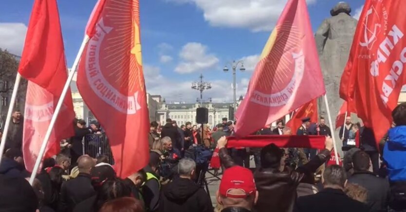 Первомайские демонстрации в Москве