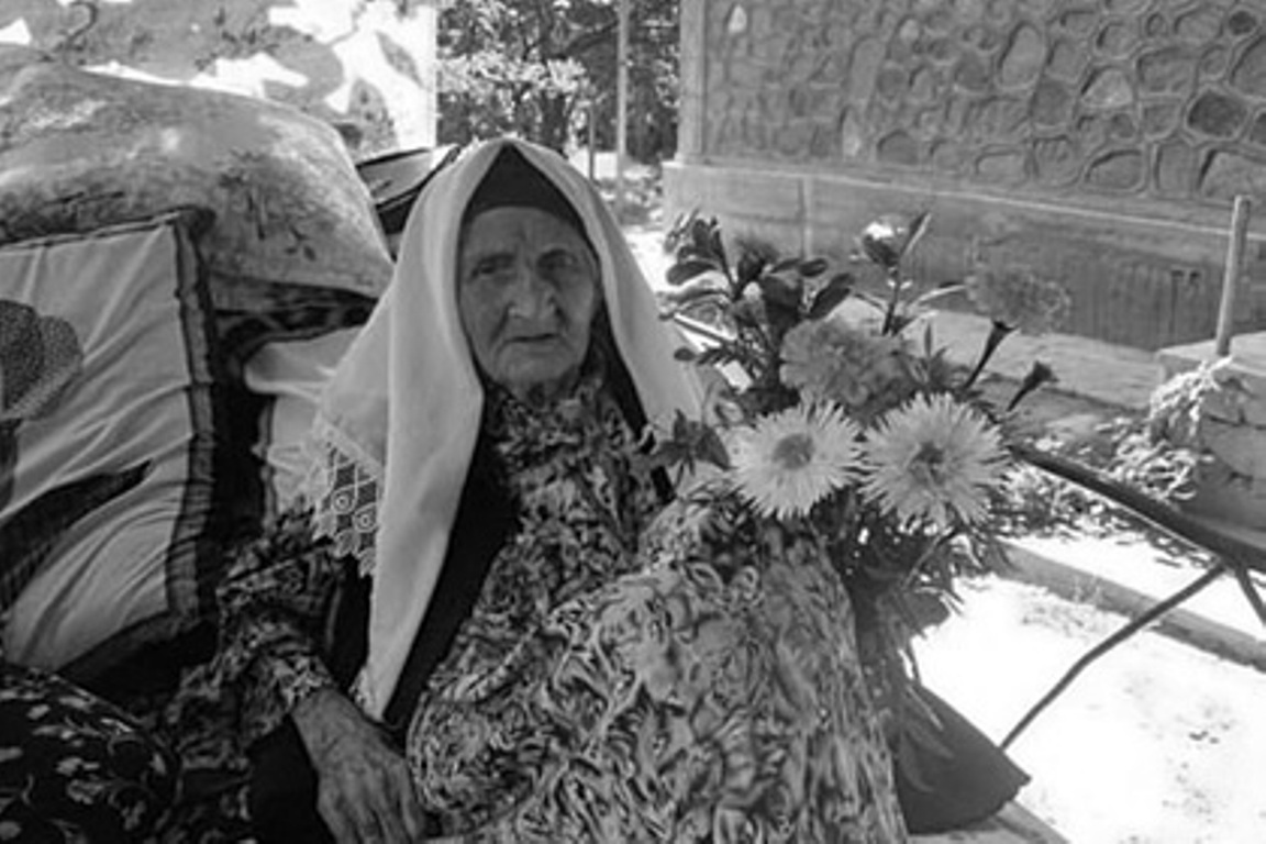 Умер самый старый в мире. Долгожительница Таджикистана 126. Старые женщины Таджикистан. Бабушка из Таджикистана.