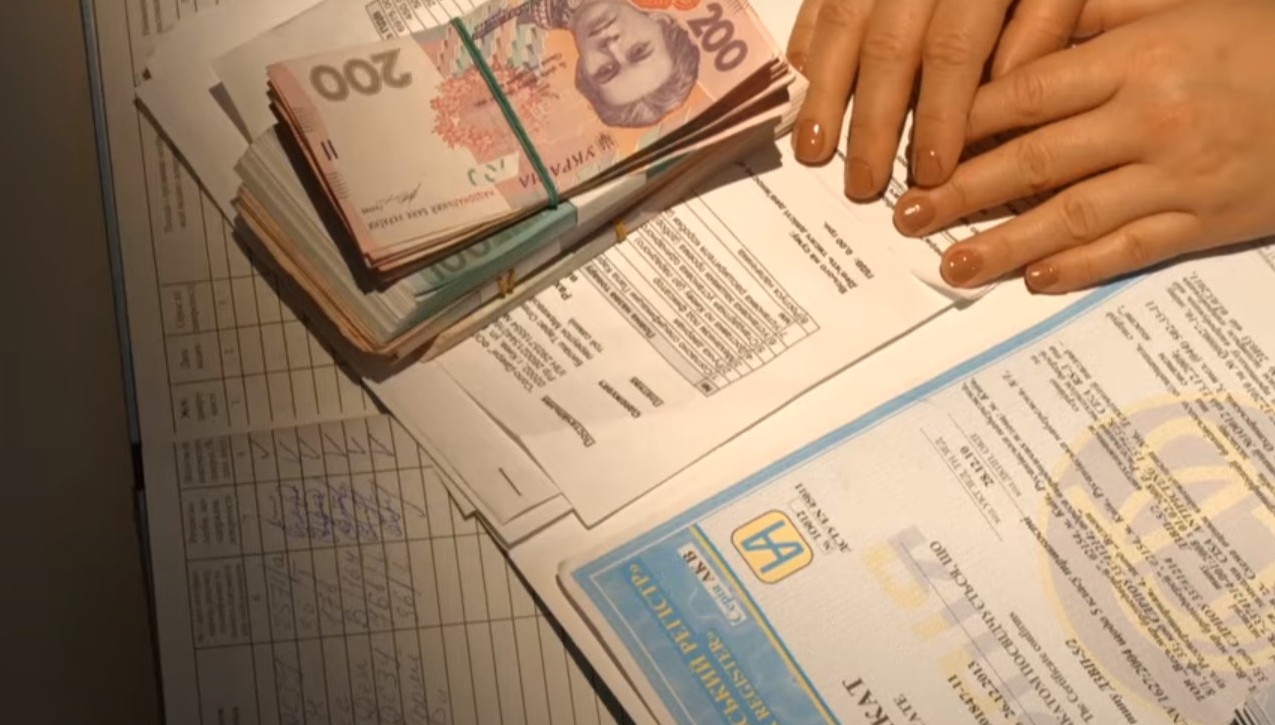 Налоговая декларация: В Украине насчитали почти 8 000 миллионеров