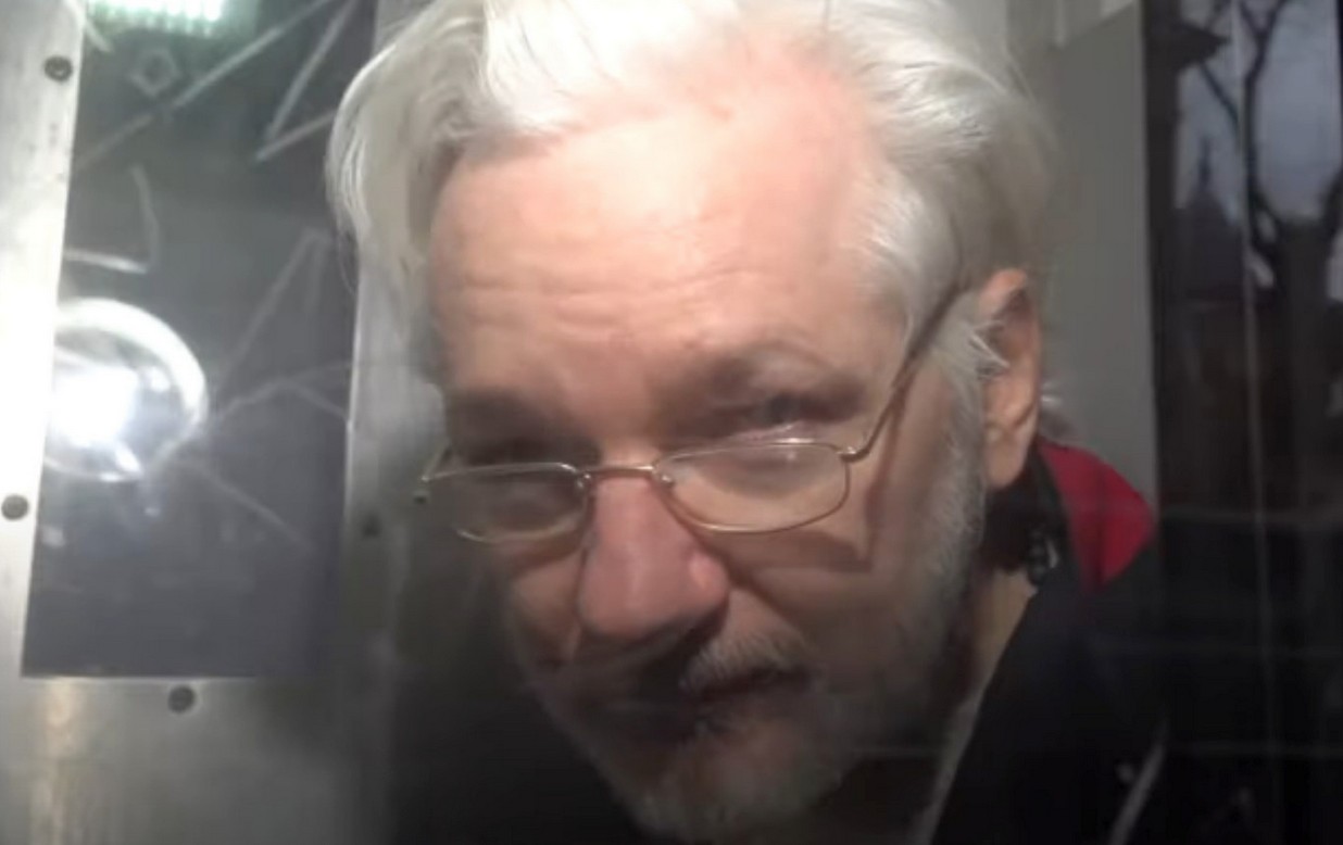 утечки эдварда сноудена и wikileaks